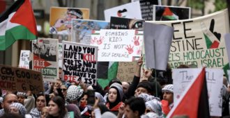 60 minutes Australia: Kalifaattihallintoa ja shariaa ajava islamistijärjestö soluttautunut palestiinalaismielenosoituksiin